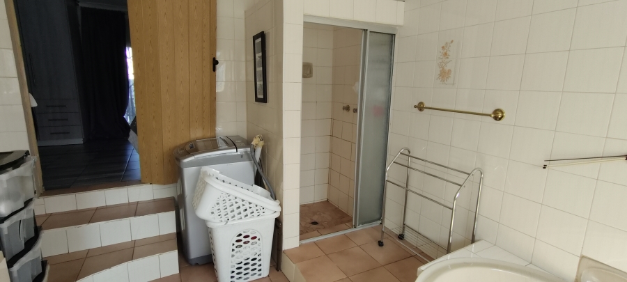 3 Bedroom Property for Sale in Verwoerdpark Gauteng