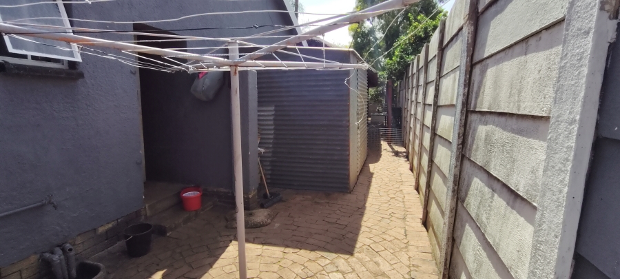 3 Bedroom Property for Sale in Verwoerdpark Gauteng