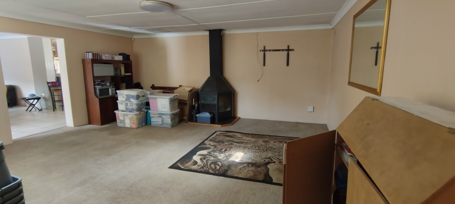 3 Bedroom Property for Sale in Verwoerdpark Gauteng