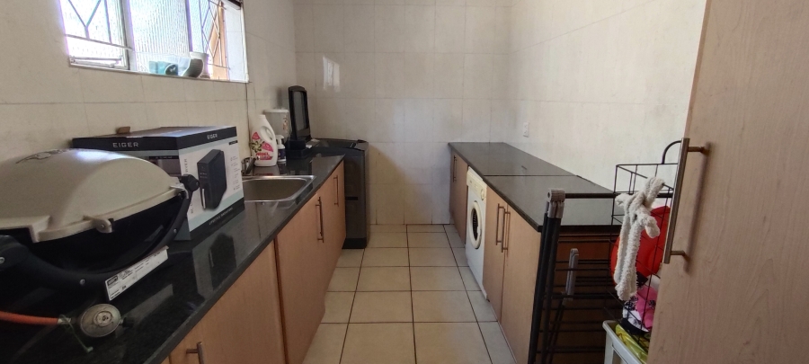 3 Bedroom Property for Sale in Verwoerdpark Gauteng
