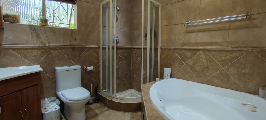 3 Bedroom Property for Sale in Verwoerdpark Gauteng