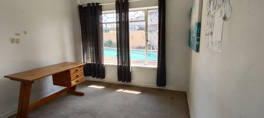 3 Bedroom Property for Sale in Verwoerdpark Gauteng