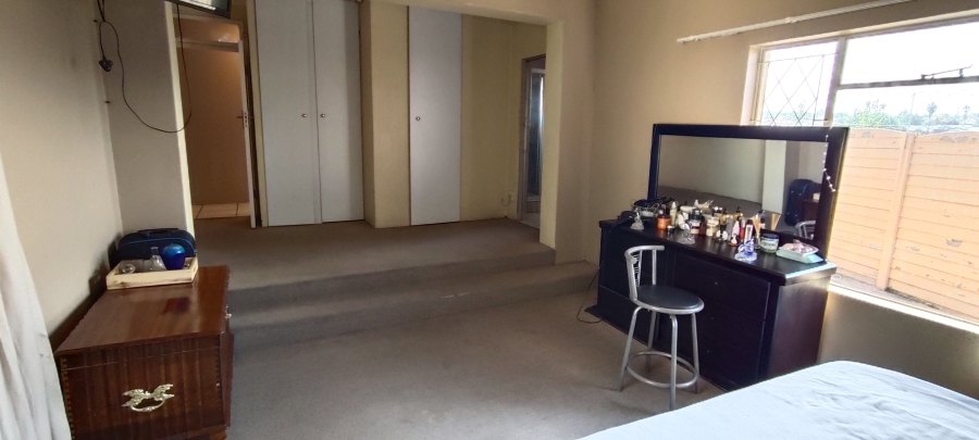 3 Bedroom Property for Sale in Verwoerdpark Gauteng