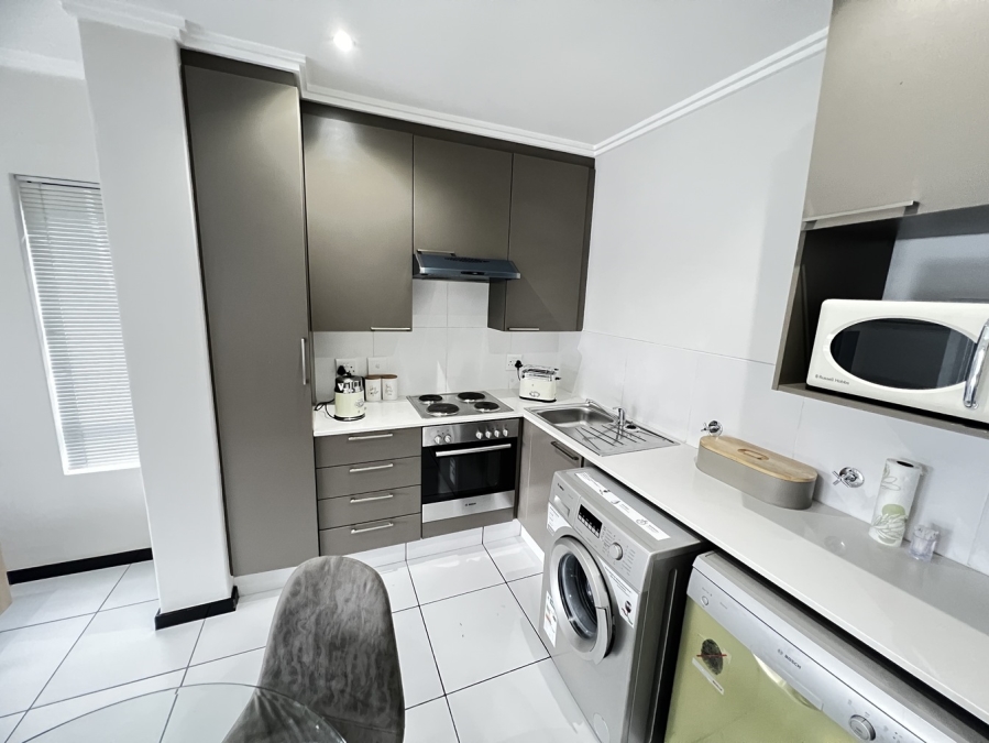 1 Bedroom Property for Sale in Lonehill Gauteng