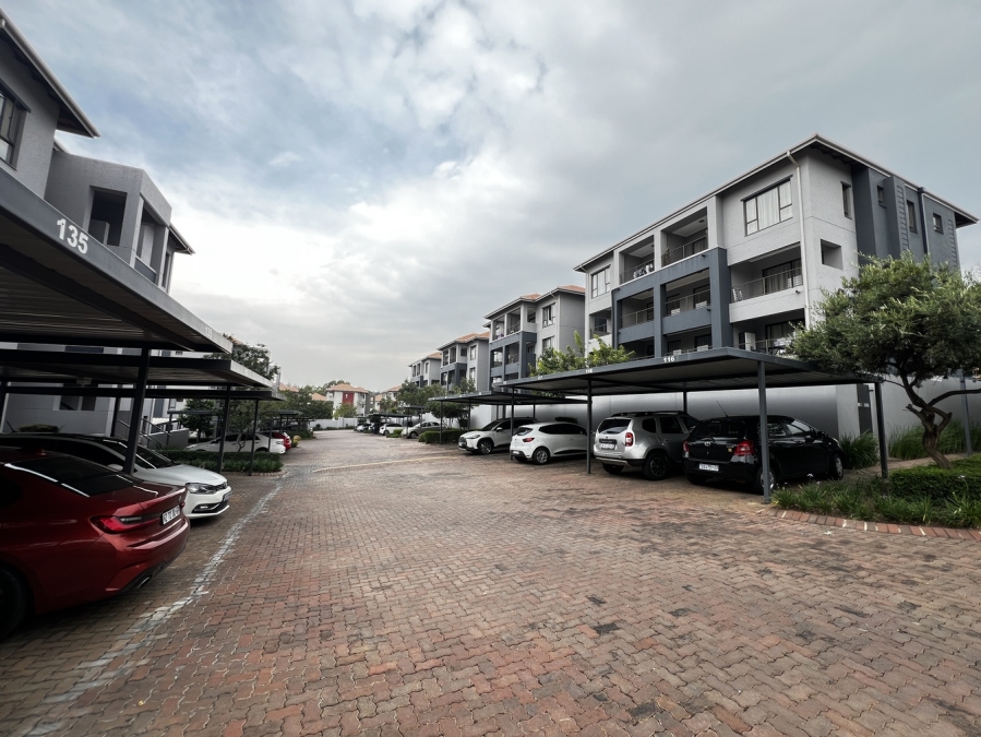1 Bedroom Property for Sale in Lonehill Gauteng