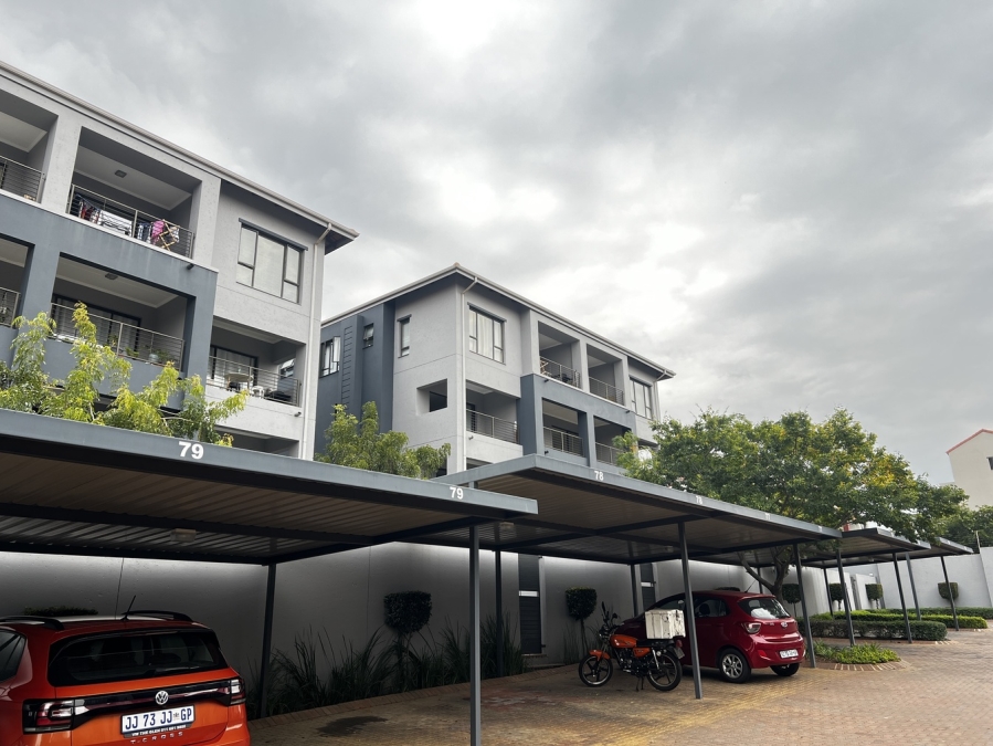 1 Bedroom Property for Sale in Lonehill Gauteng