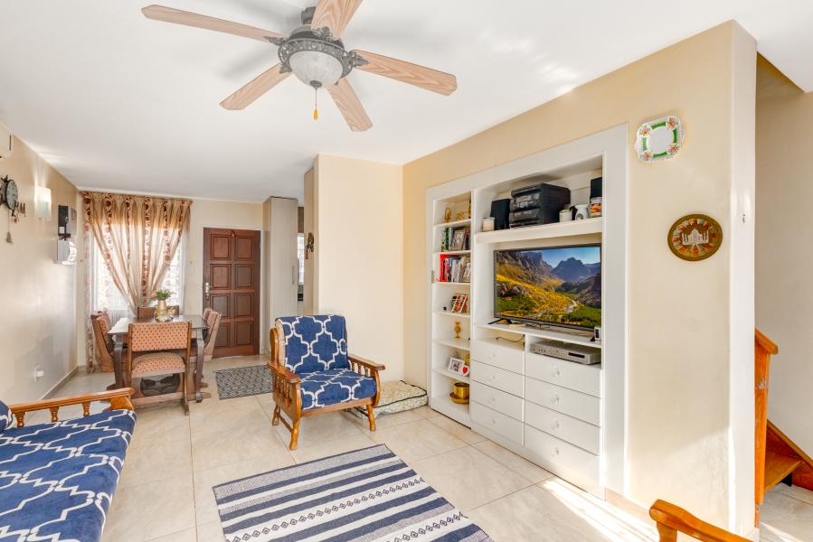 2 Bedroom Property for Sale in Noordwyk Gauteng