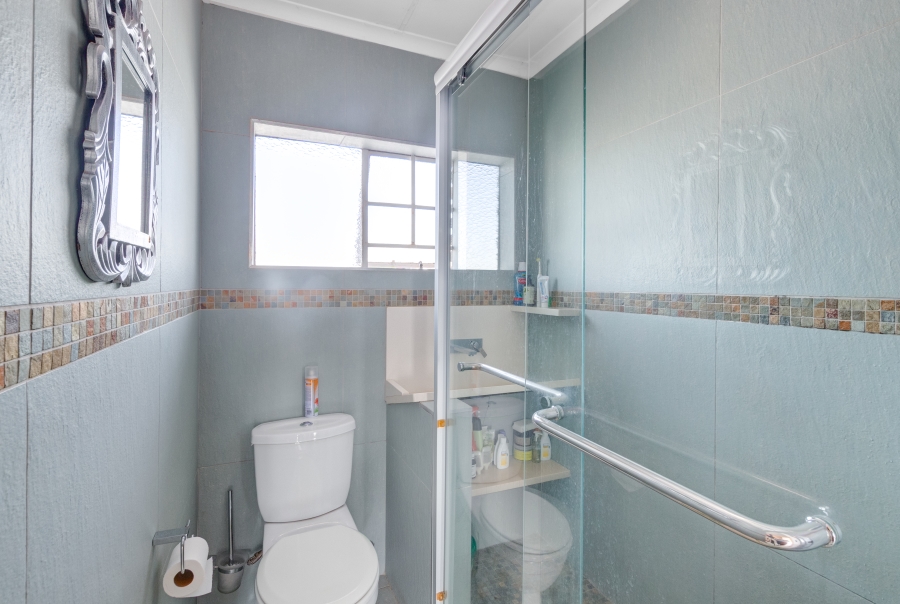 2 Bedroom Property for Sale in Noordwyk Gauteng