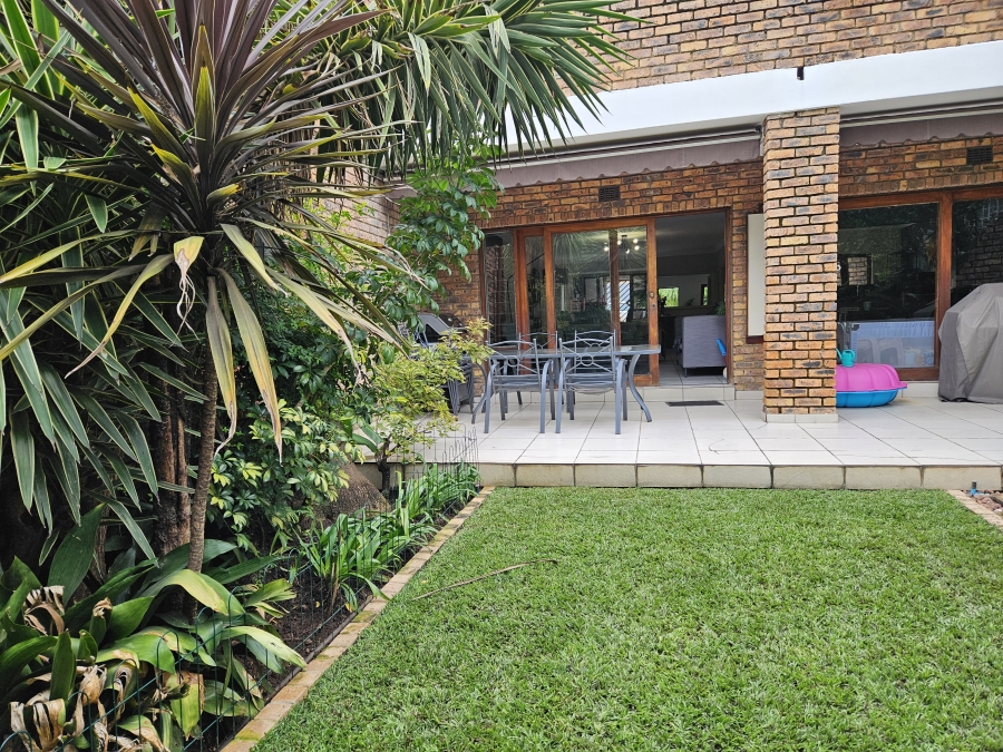 To Let 3 Bedroom Property for Rent in Atholl Gauteng