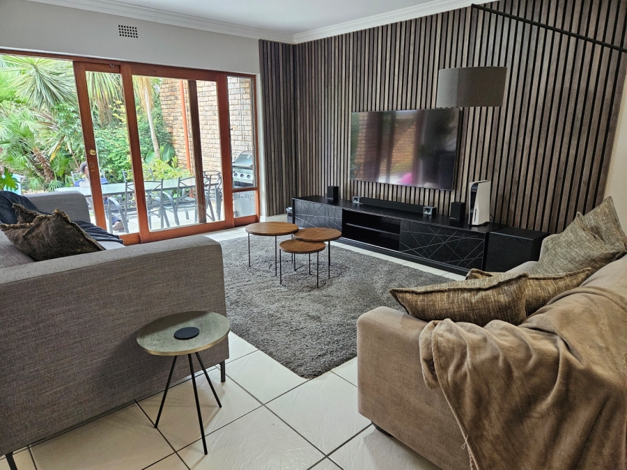 To Let 3 Bedroom Property for Rent in Atholl Gauteng