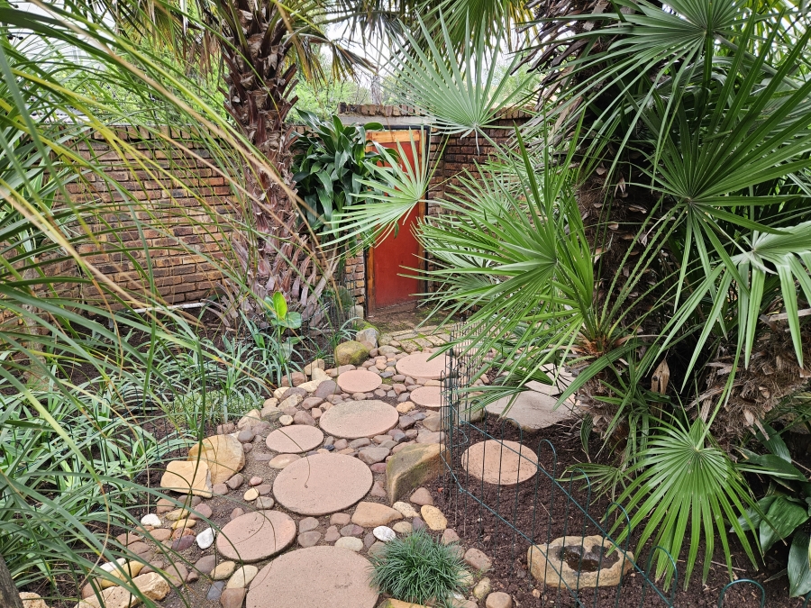 To Let 3 Bedroom Property for Rent in Atholl Gauteng