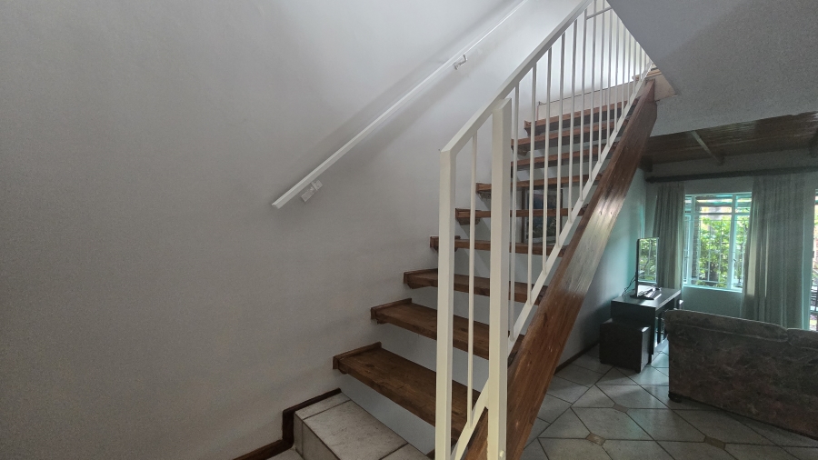 3 Bedroom Property for Sale in Garsfontein Gauteng
