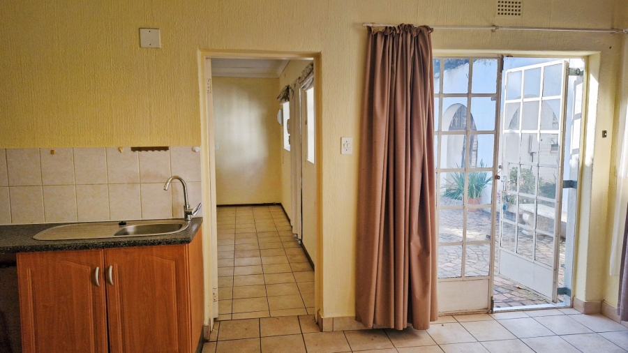 2 Bedroom Property for Sale in Auckland Park Gauteng