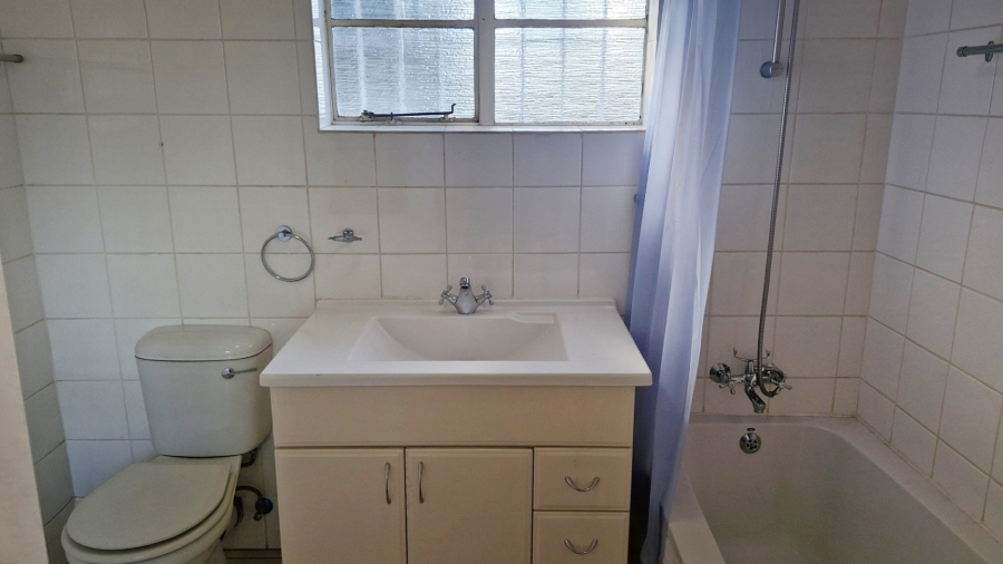 2 Bedroom Property for Sale in Auckland Park Gauteng