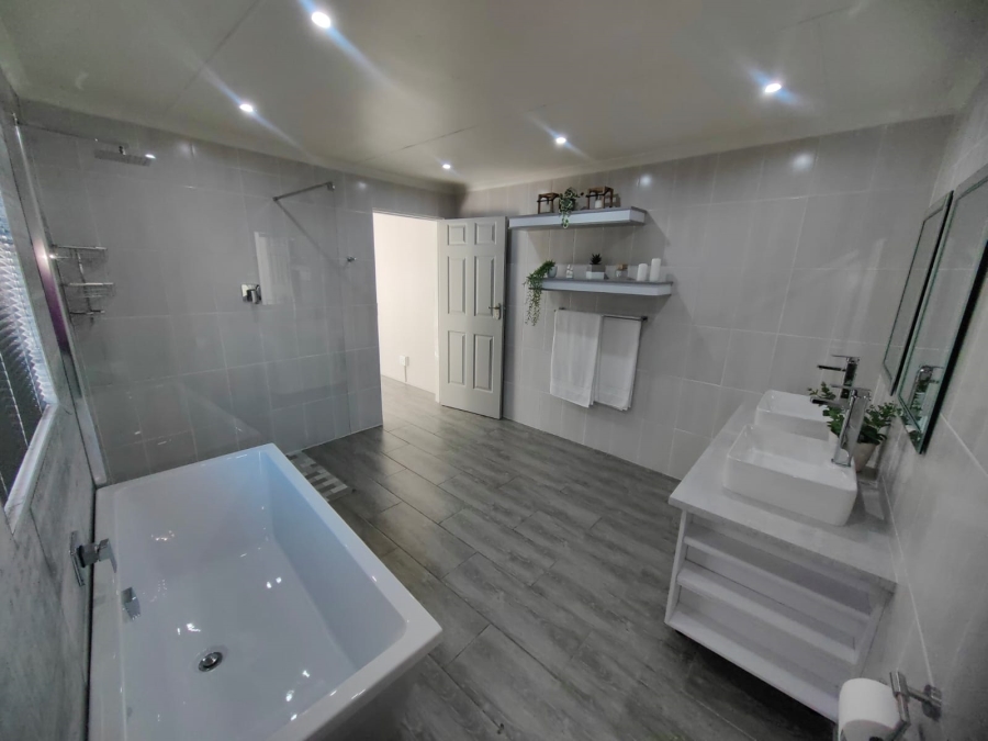 3 Bedroom Property for Sale in Vanderbijlpark SE 1 Gauteng