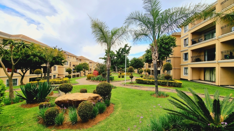 To Let 3 Bedroom Property for Rent in Halfway Gardens Gauteng