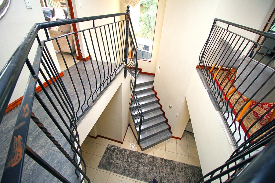 4 Bedroom Property for Sale in Kyalami Estates Gauteng