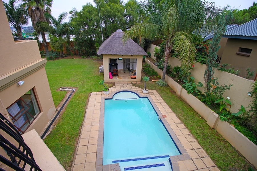 4 Bedroom Property for Sale in Kyalami Estates Gauteng
