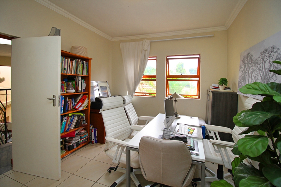 4 Bedroom Property for Sale in Kyalami Estates Gauteng