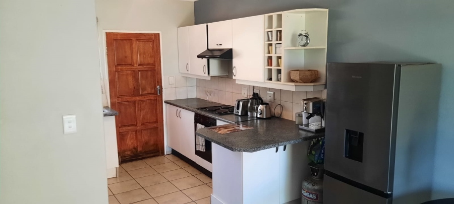 2 Bedroom Property for Sale in Little Falls Gauteng