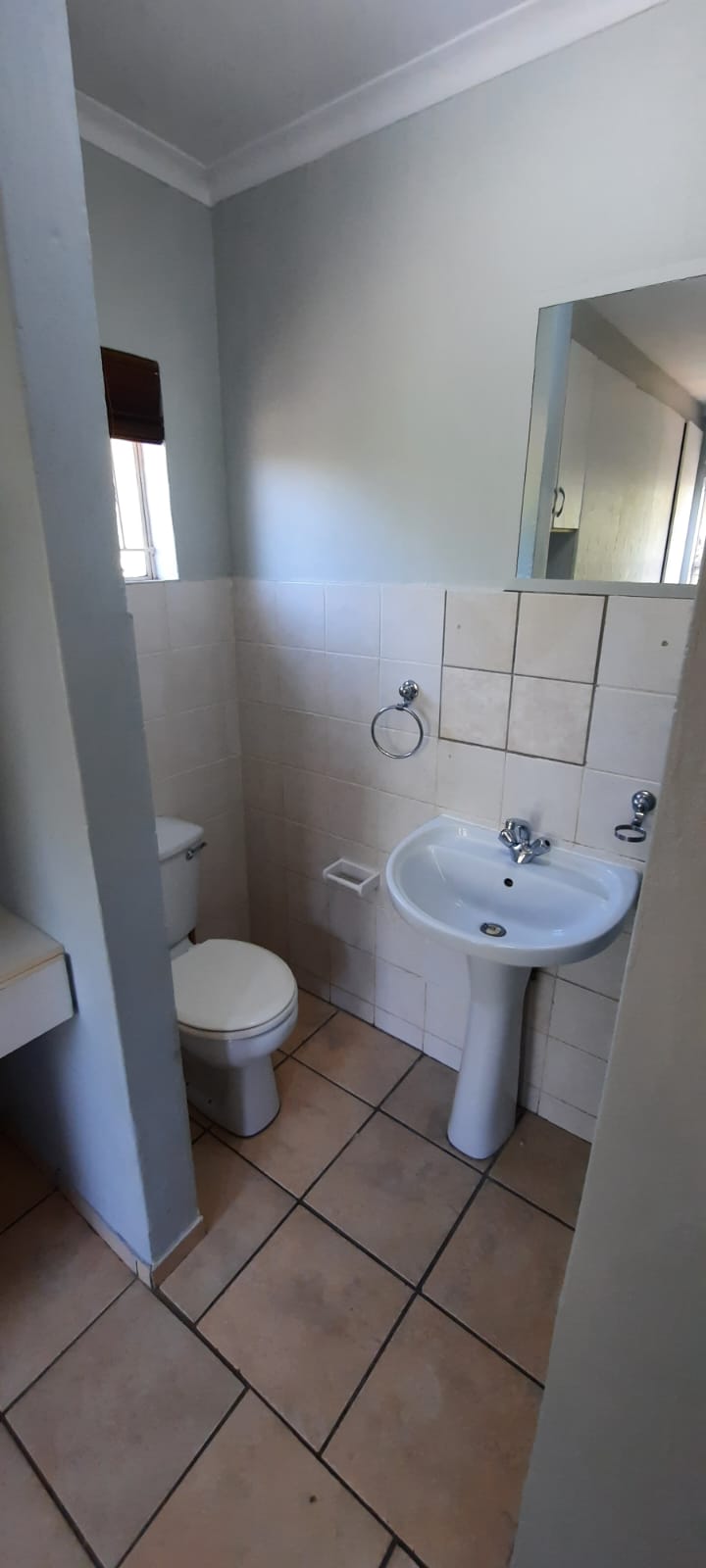 2 Bedroom Property for Sale in Little Falls Gauteng
