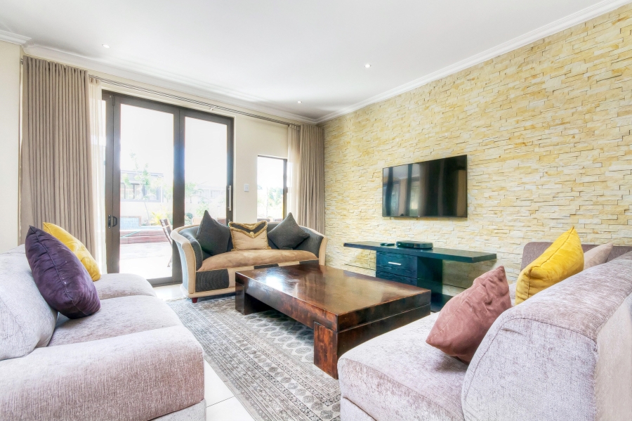 5 Bedroom Property for Sale in Kyalami Gauteng