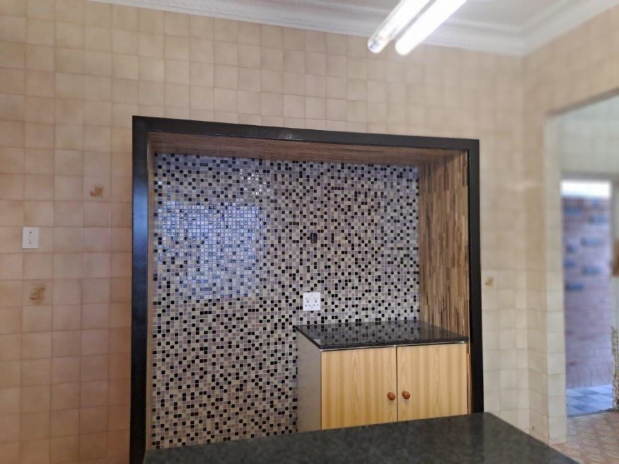 3 Bedroom Property for Sale in Fairwood Gauteng