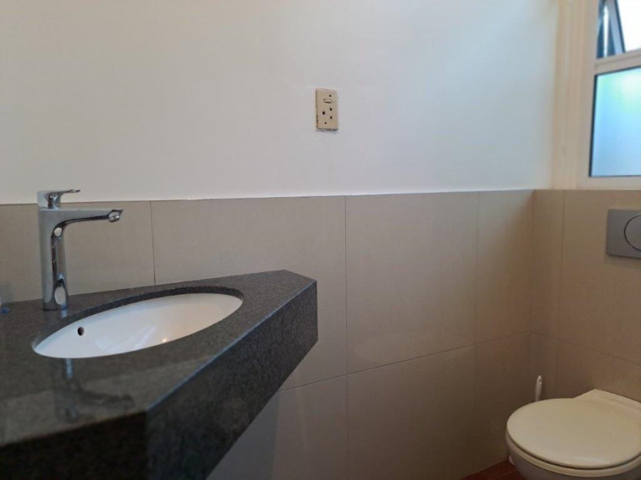 3 Bedroom Property for Sale in Fairwood Gauteng