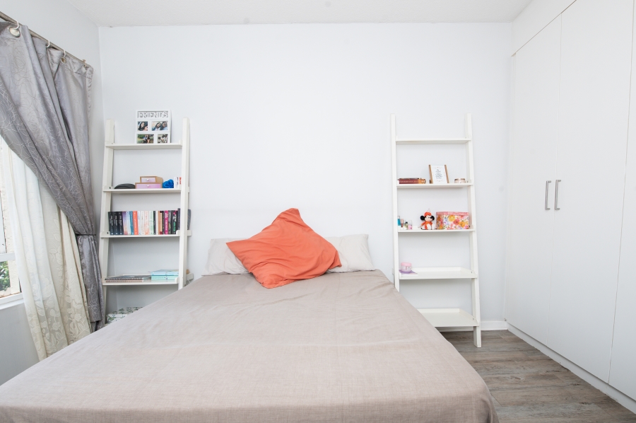 2 Bedroom Property for Sale in Lonehill Gauteng