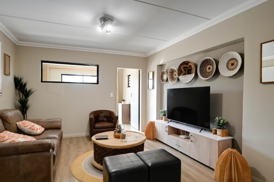 2 Bedroom Property for Sale in Kameeldrift East Gauteng