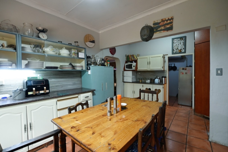 6 Bedroom Property for Sale in Kameeldrift West Gauteng