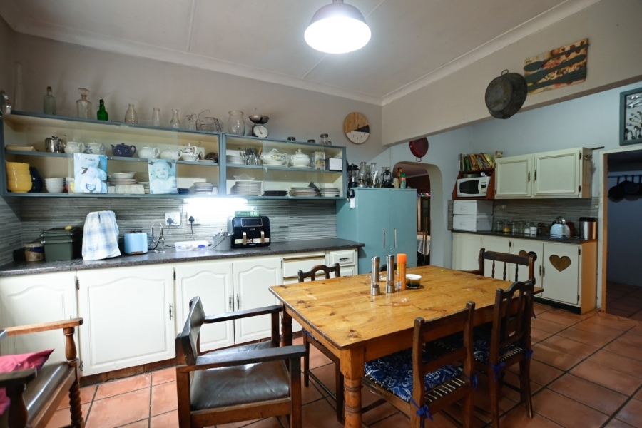 6 Bedroom Property for Sale in Kameeldrift West Gauteng