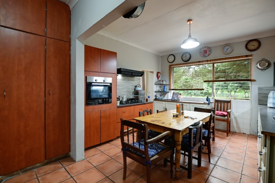6 Bedroom Property for Sale in Kameeldrift West Gauteng