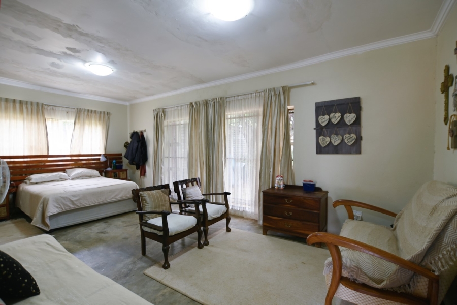 6 Bedroom Property for Sale in Kameeldrift West Gauteng