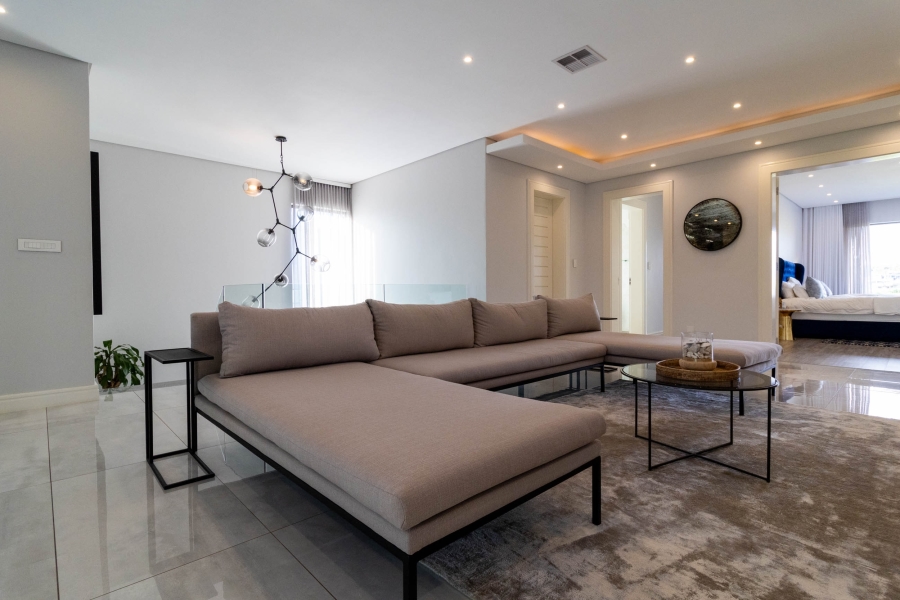 5 Bedroom Property for Sale in Eye of Africa Gauteng