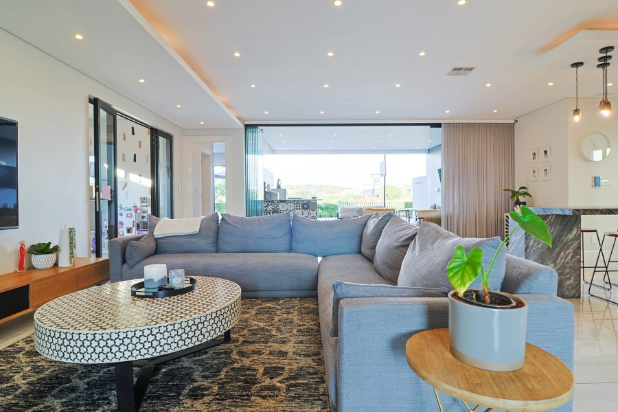 5 Bedroom Property for Sale in Eye of Africa Gauteng