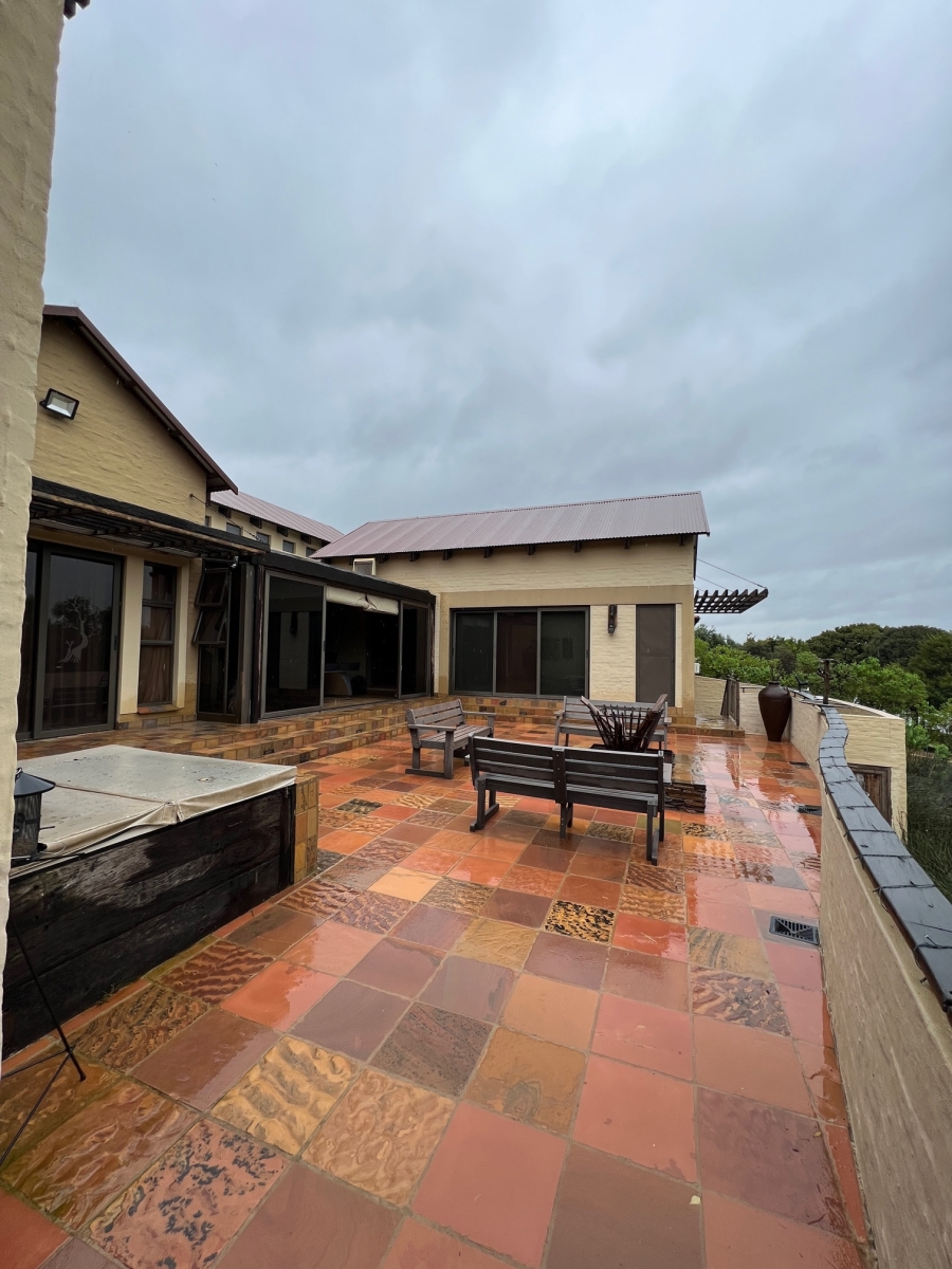 4 Bedroom Property for Sale in Sable Hills Gauteng
