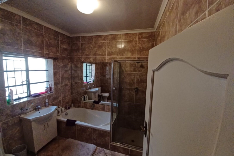 4 Bedroom Property for Sale in Dalview Gauteng