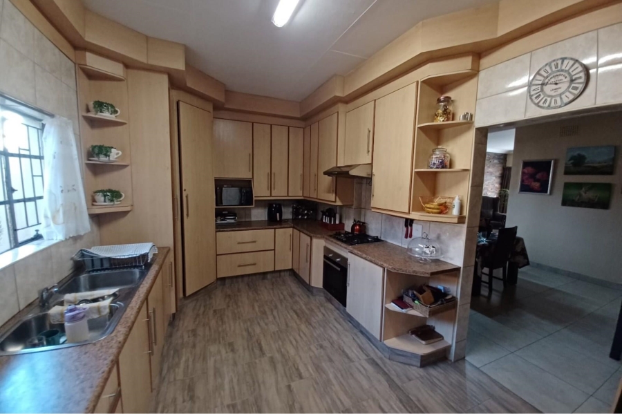 4 Bedroom Property for Sale in Dalview Gauteng