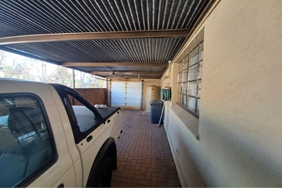4 Bedroom Property for Sale in Dalview Gauteng
