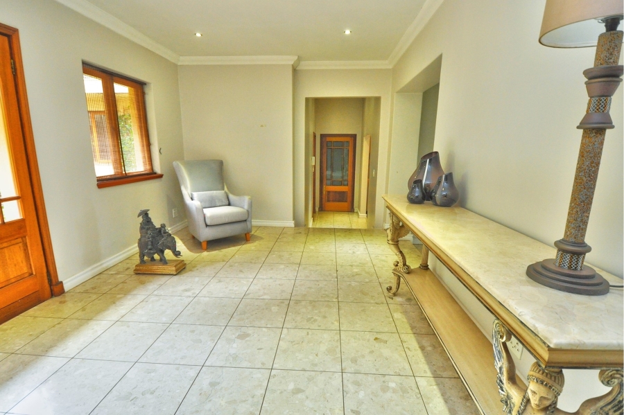 To Let 6 Bedroom Property for Rent in Morningside Ext 40 Gauteng