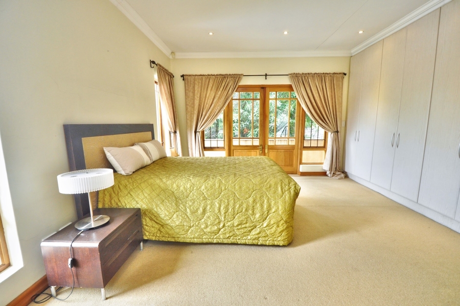 To Let 6 Bedroom Property for Rent in Morningside Ext 40 Gauteng