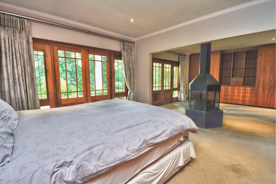 To Let 6 Bedroom Property for Rent in Morningside Ext 40 Gauteng