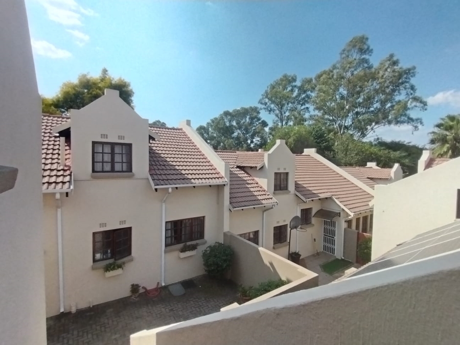 To Let 1 Bedroom Property for Rent in Edenburg Gauteng