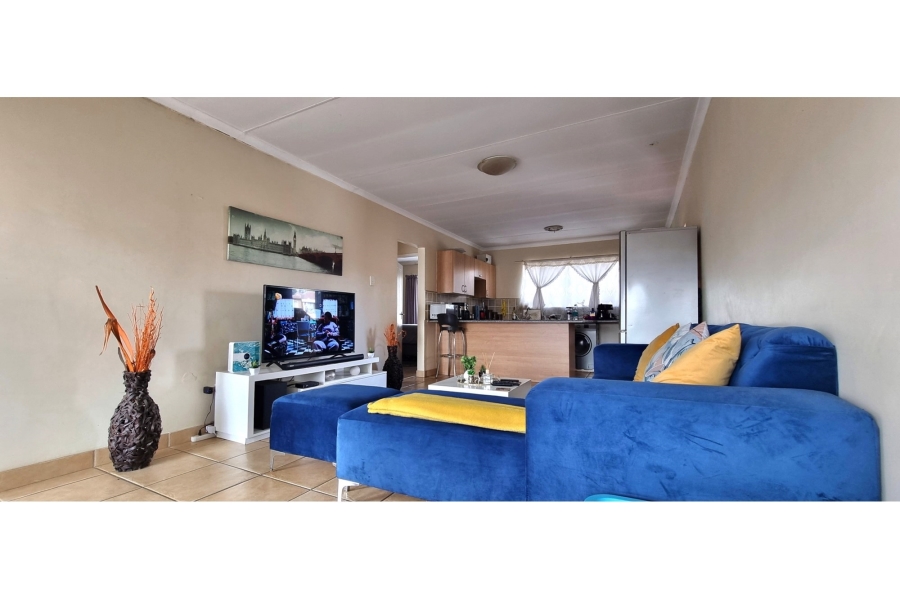 2 Bedroom Property for Sale in Meredale Gauteng