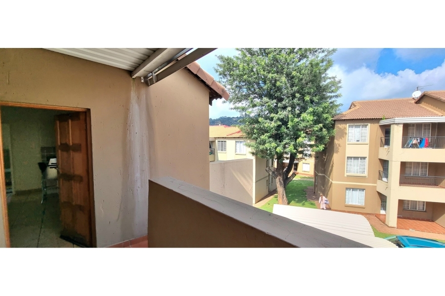 2 Bedroom Property for Sale in Meredale Gauteng