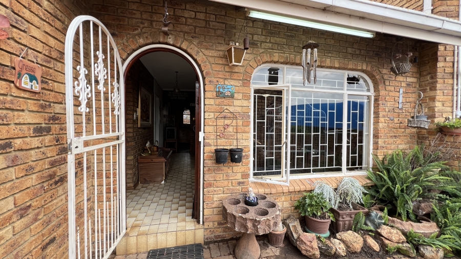 3 Bedroom Property for Sale in Greenhills Ext 3 Gauteng