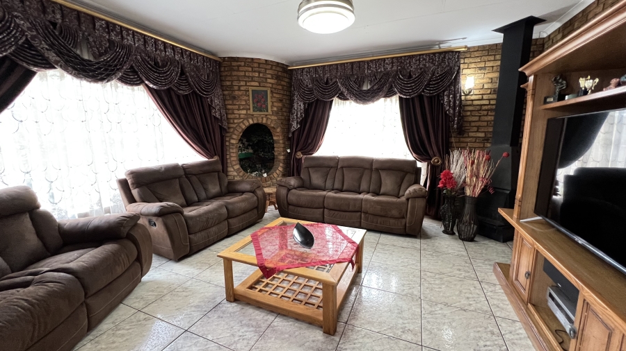 3 Bedroom Property for Sale in Greenhills Ext 3 Gauteng