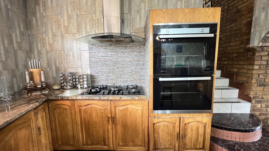 3 Bedroom Property for Sale in Greenhills Ext 3 Gauteng