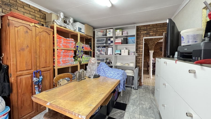 3 Bedroom Property for Sale in Greenhills Ext 3 Gauteng